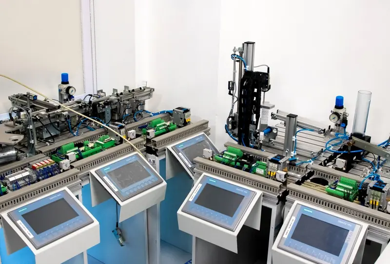 Automation training stations with HMIs, PLCs and wired components